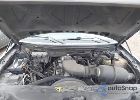 2004 Ford F-150 Stx/Xl/Xlt из США, поврежденный, VIN 1FTRX12WX4FA28000